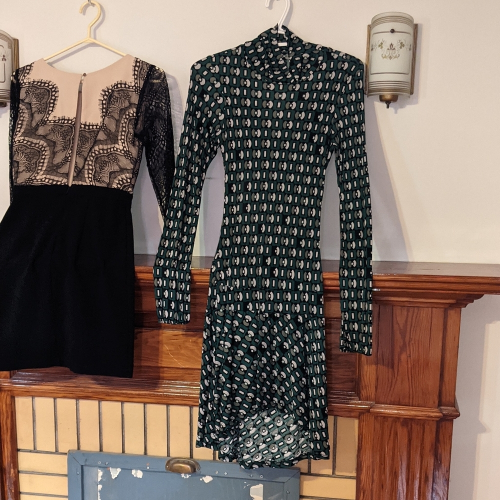 Backless Long sleeve Dress